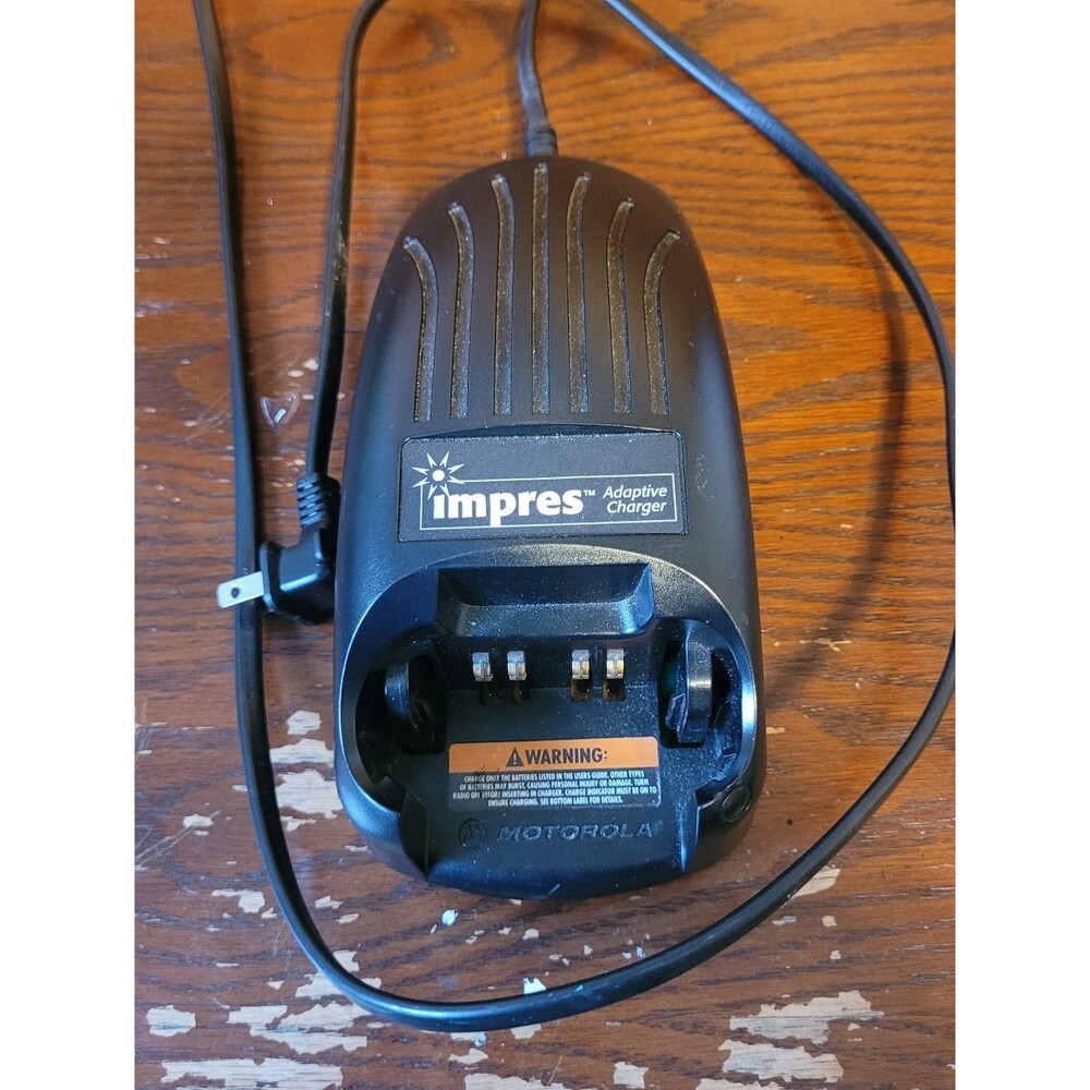 Motorola IMPRES Smart Charger WPLN4114AR - Powers On